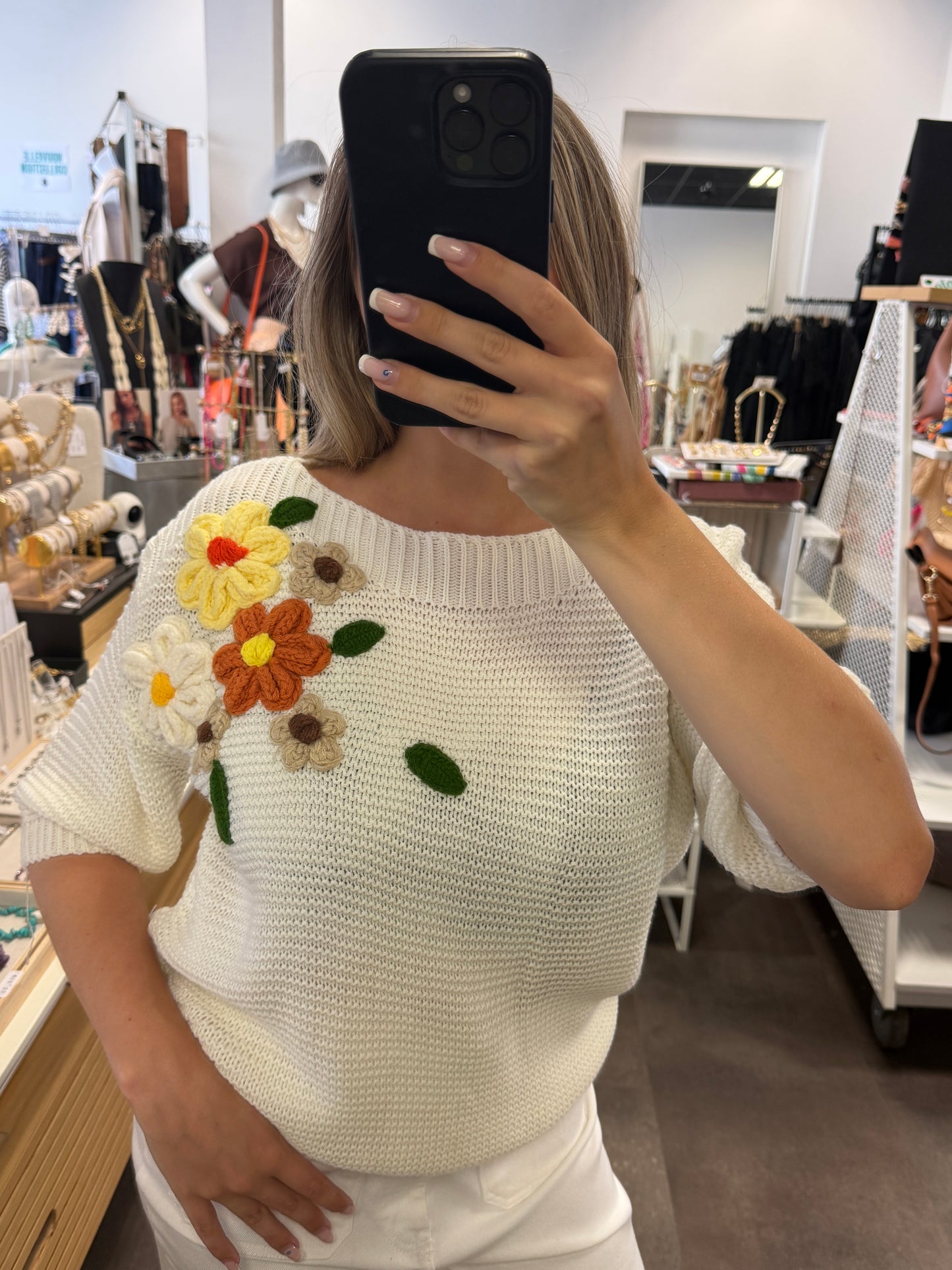 pull manches courtes fleurs 3D