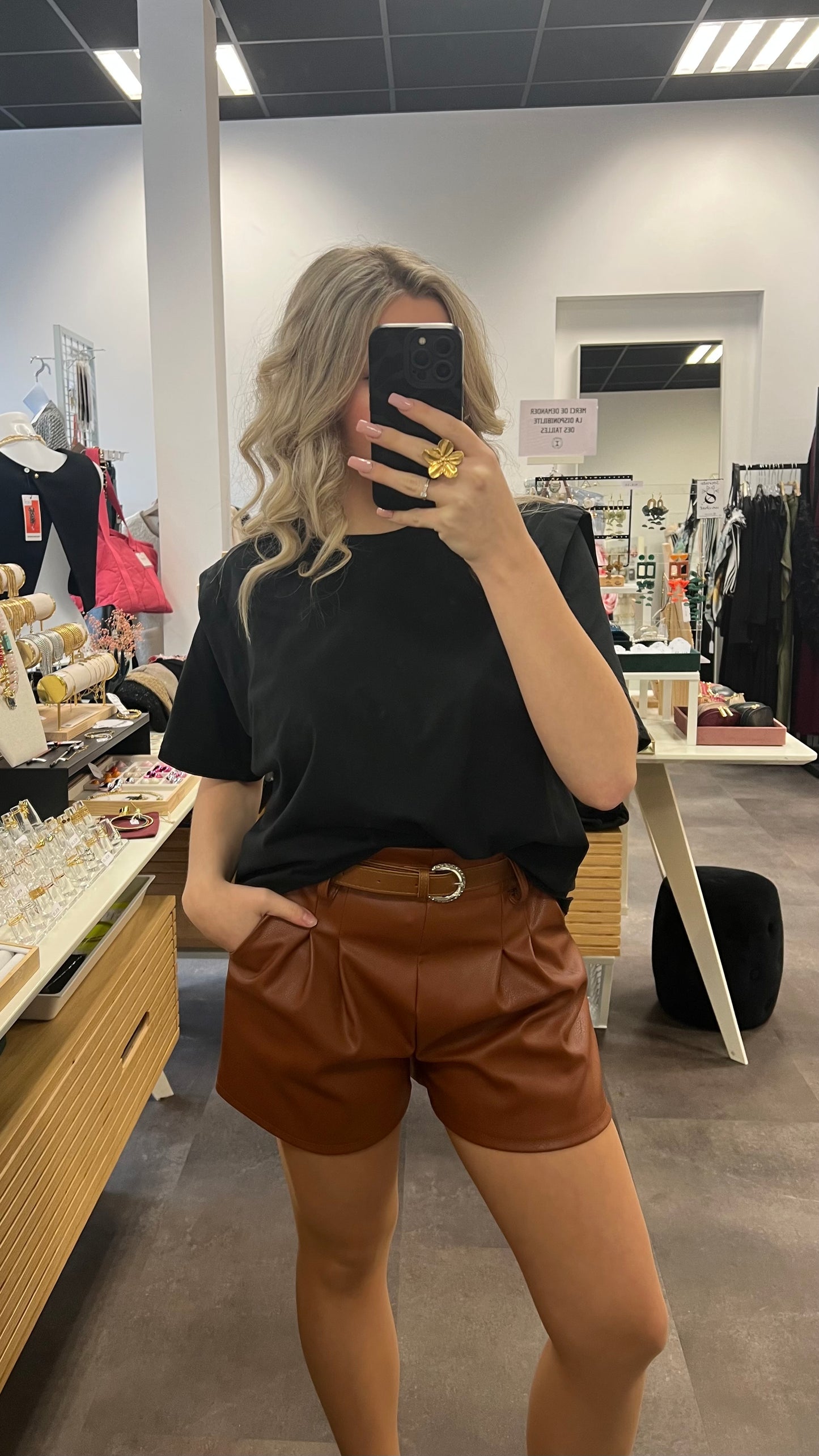 short bronze