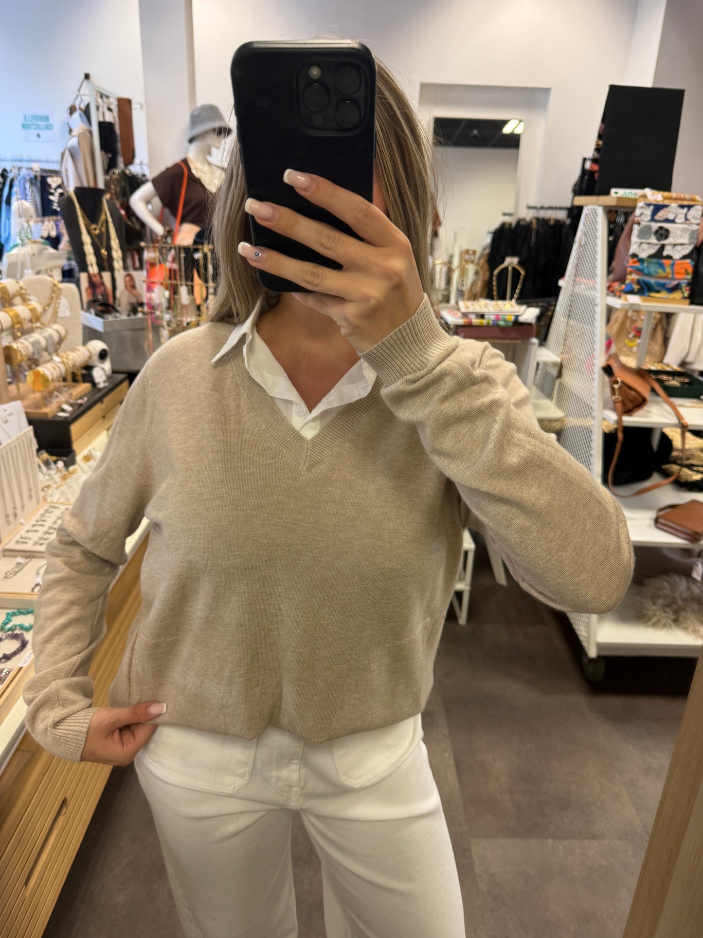 pull avec faux col chemise