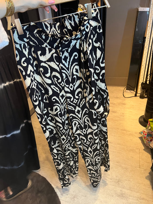 (27) pantalon fluide noir & blanc