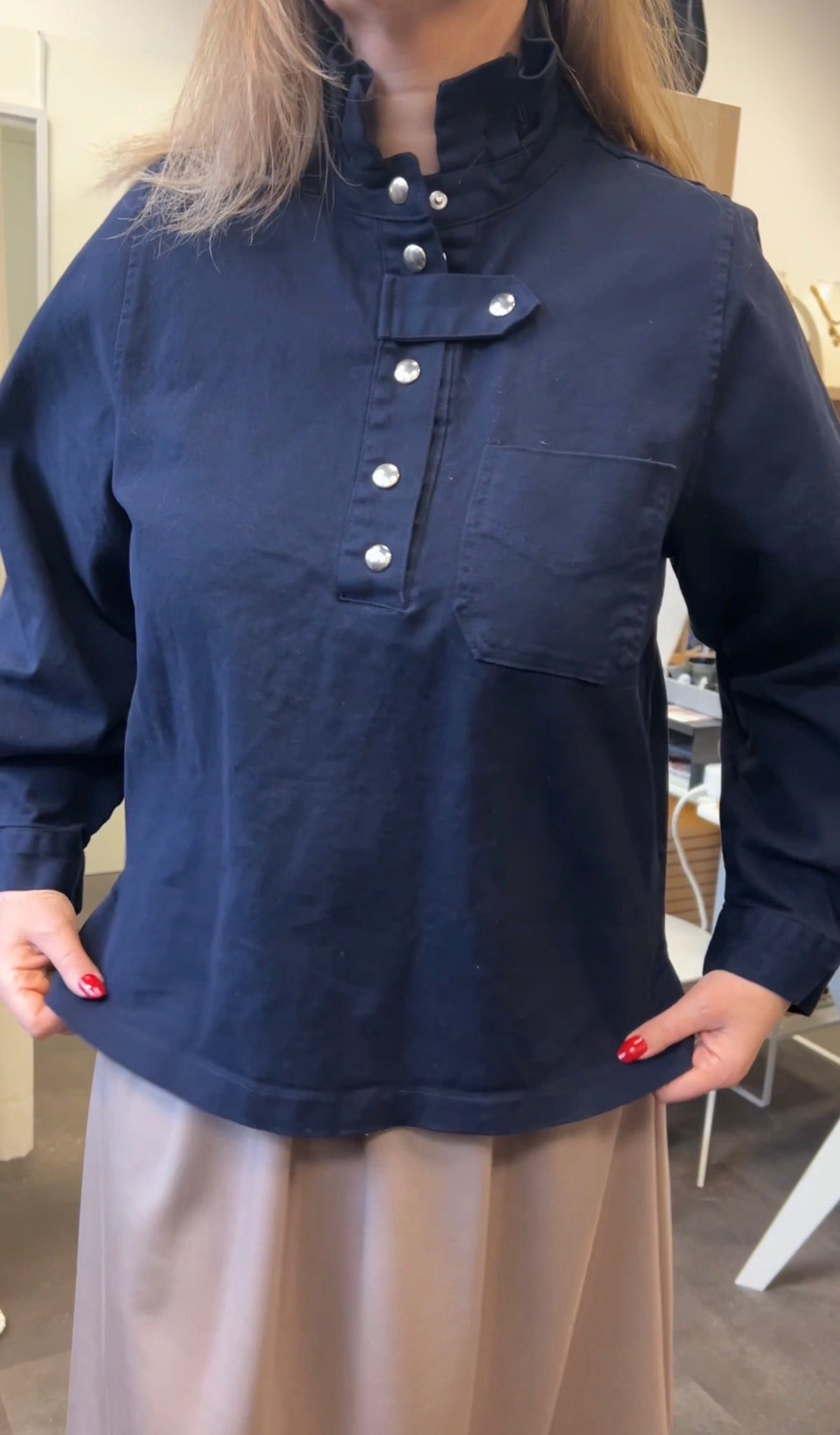 veste en jean bleu