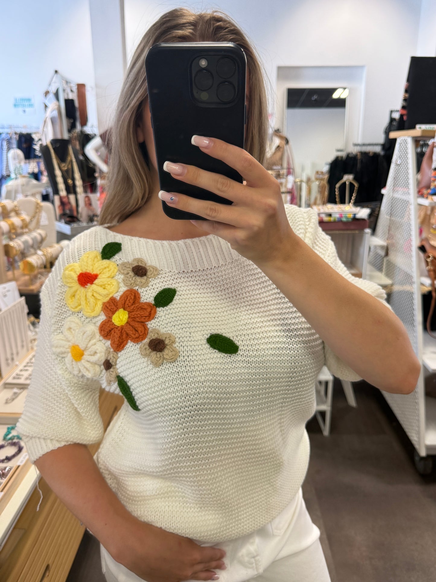 pull manches courtes fleurs 3D