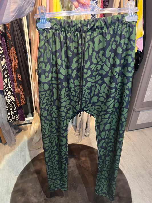 (19) pantalon léopard camouflage