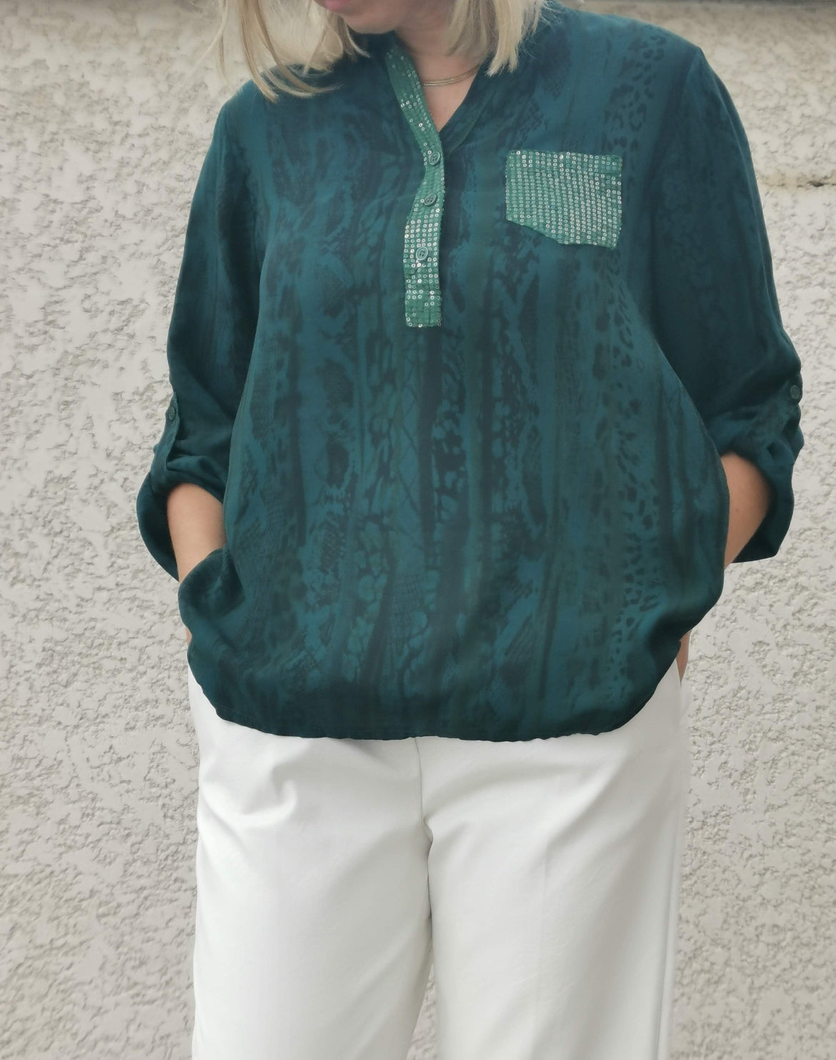 blouse verte à sequins